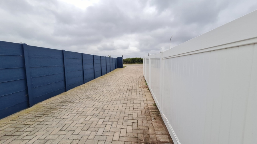 6 Bedroom Property for Sale in Dana Bay Western Cape